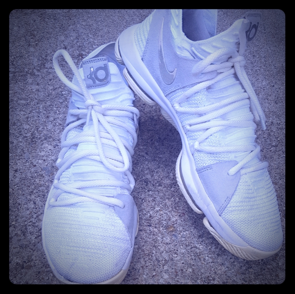 Nike Zoom KD 10 Still KD BB Shoes